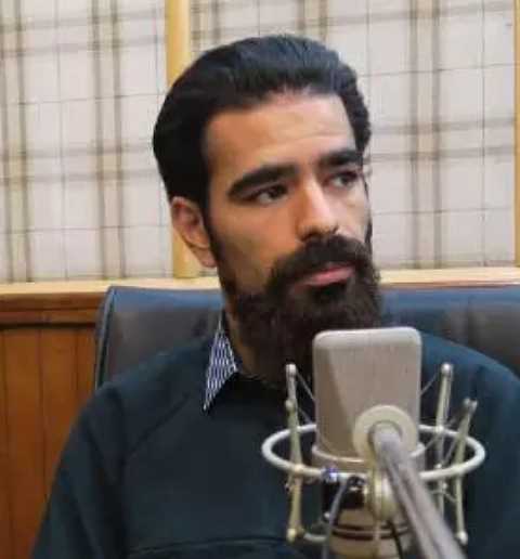 صادق وفایی