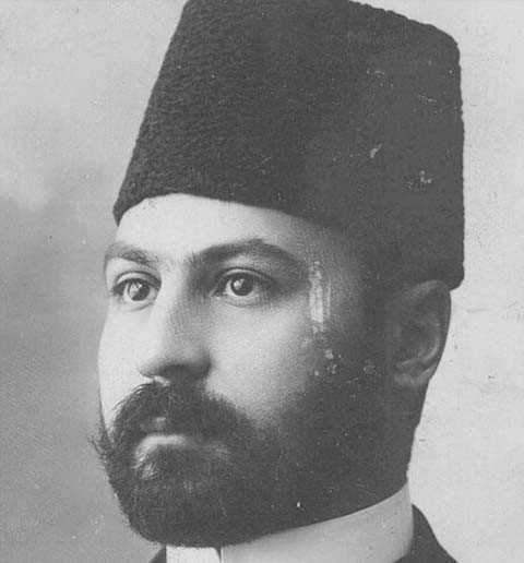 حسن پیرنیا