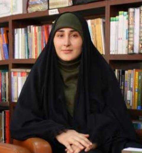 زینب السادات هاشمی